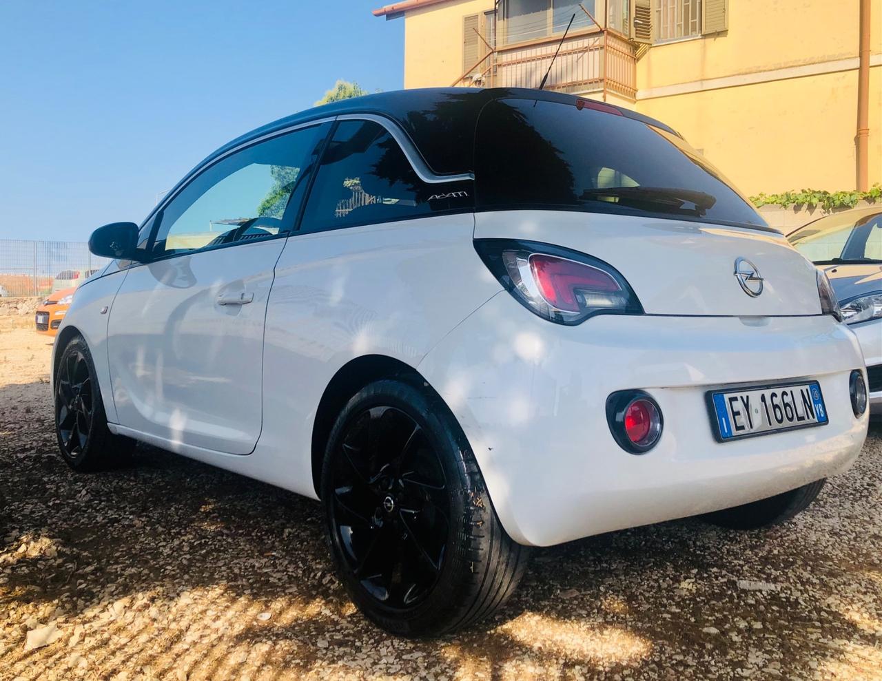 Opel Adam 1.4 87 CV Glam
