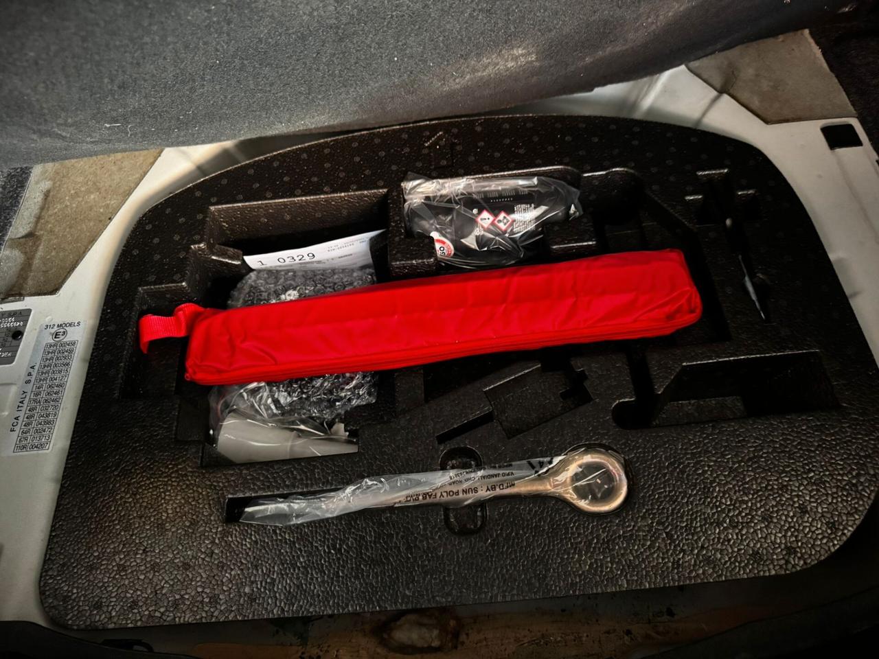 Lancia Ypsilon 1.0 FireFly 5 porte S&S Hybrid Ecochic Gold