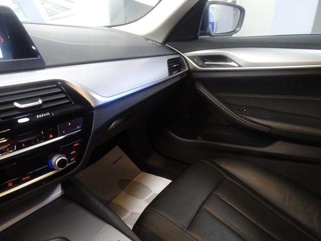 BMW 520 D Berlina xDrive Business AUT EU6