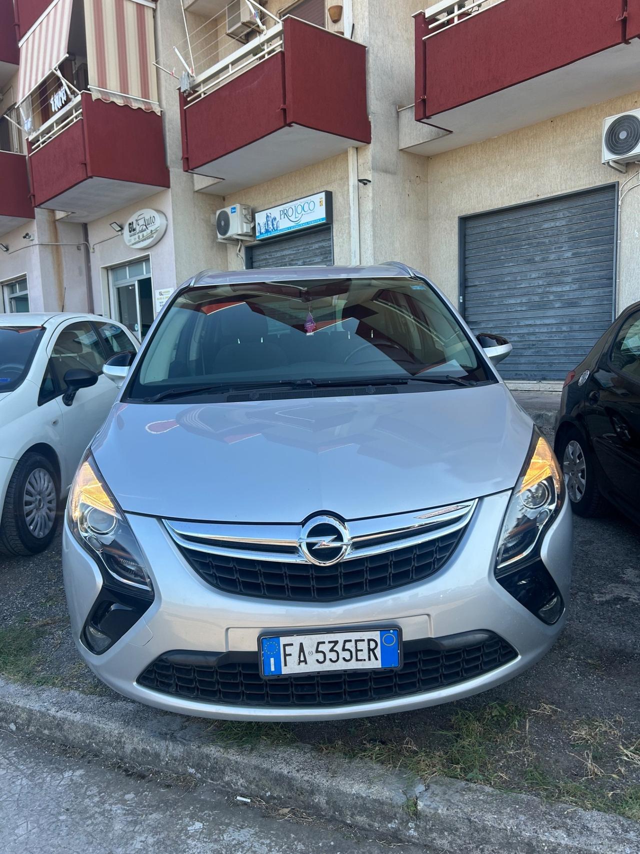 Opel Zafira Tourer 1.4 Turbo 140CV GPL Cosmo