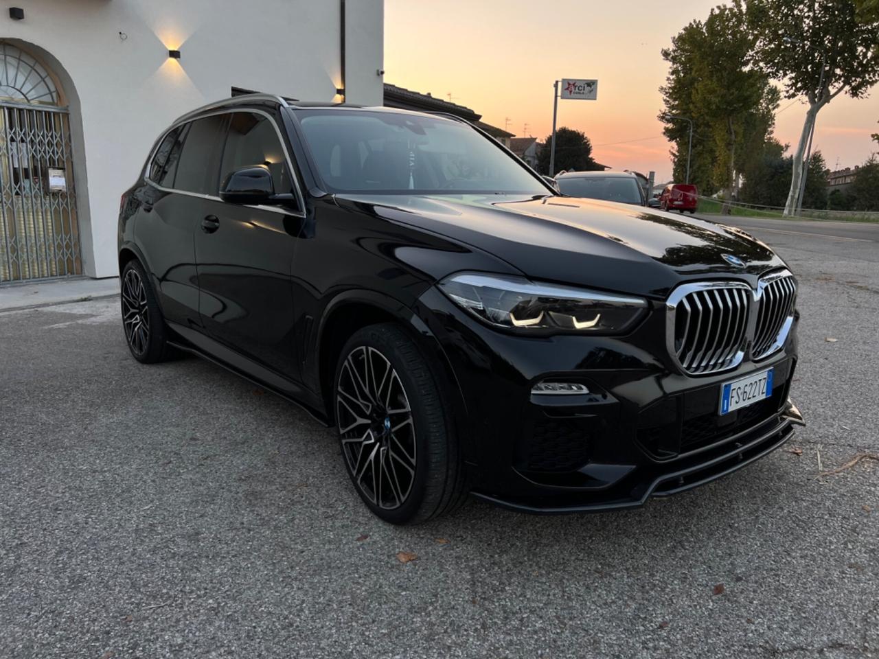 Bmw X5 xDrive30d Msport Carbon Maxton design