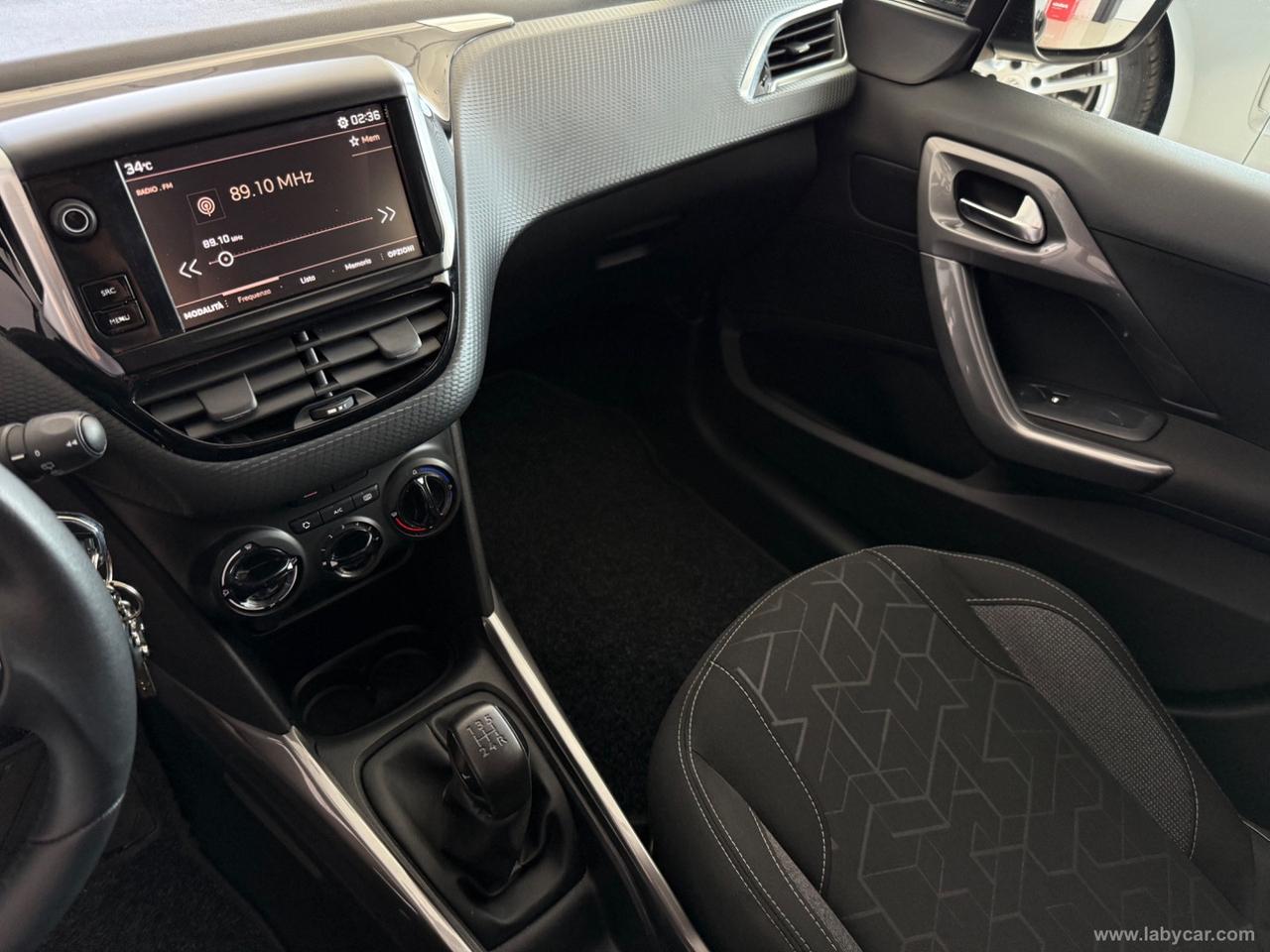 PEUGEOT 2008 BlueHDi 100 S&S Allure