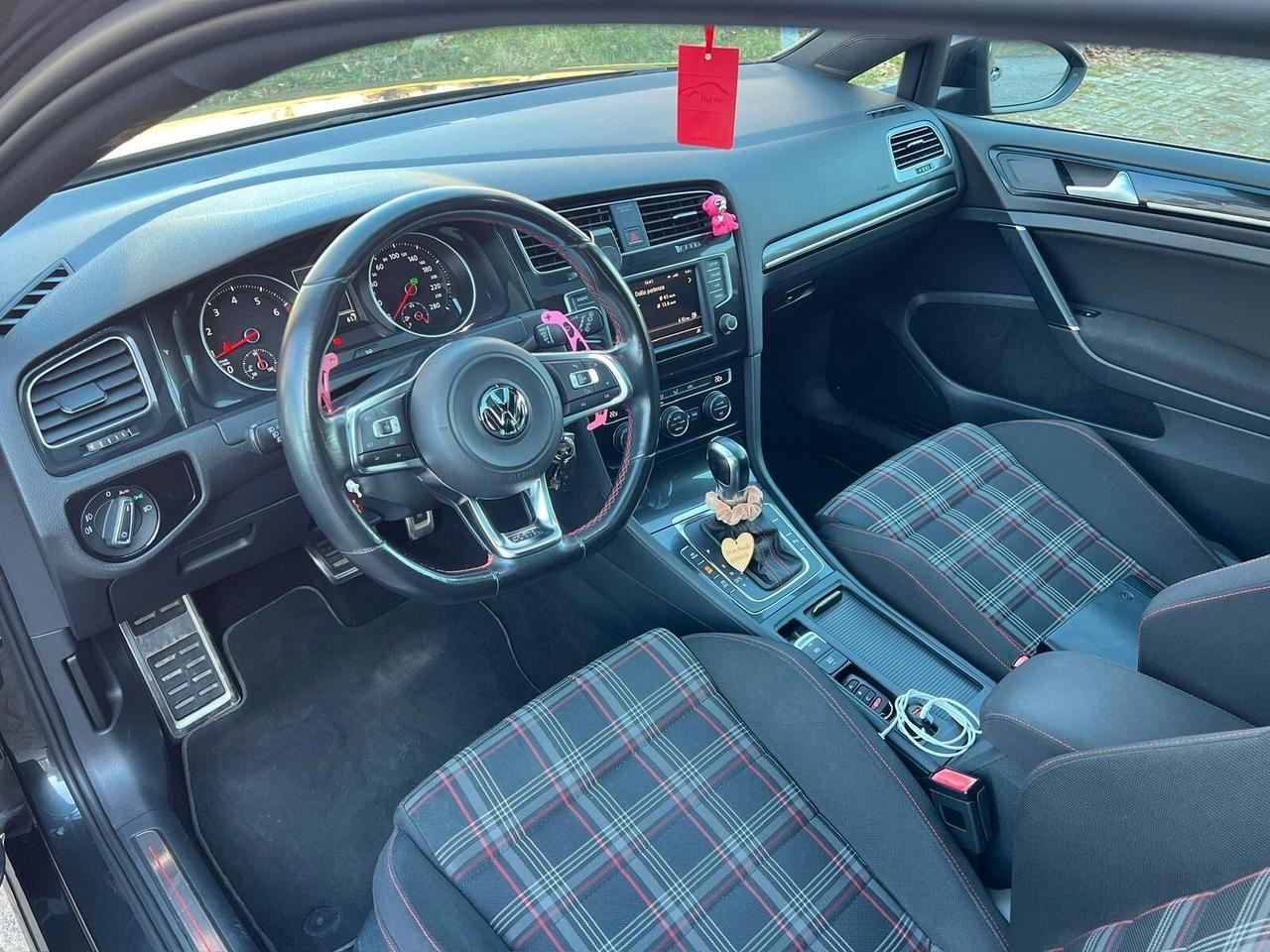 Volkswagen Golf GTI Performance 2.0 TSI DSG 3p. 230CV