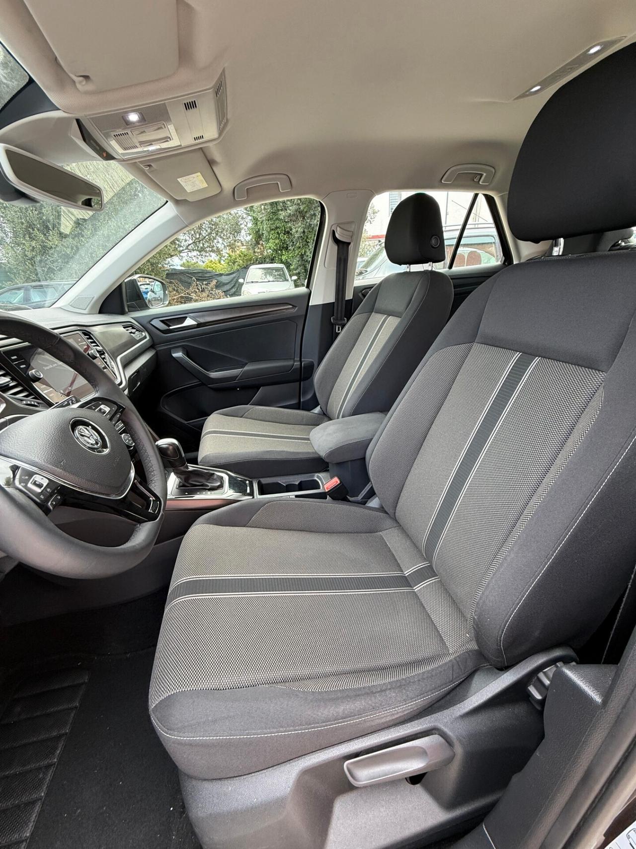 Volkswagen T-Roc 150CV DSG *AUTOMATICA