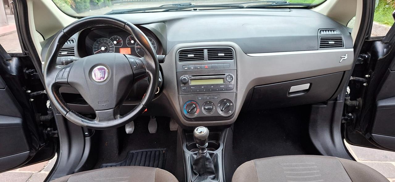 GRANDE PUNTO 1.4 GPL IDEALE X NEOPATENTATI