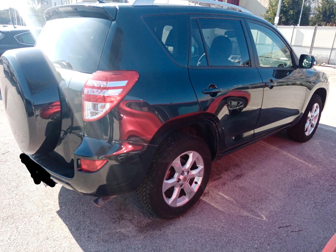 Toyota RAV 4 RAV4 Crossover 2.2 D-4D 150 CV DPF Exclusive