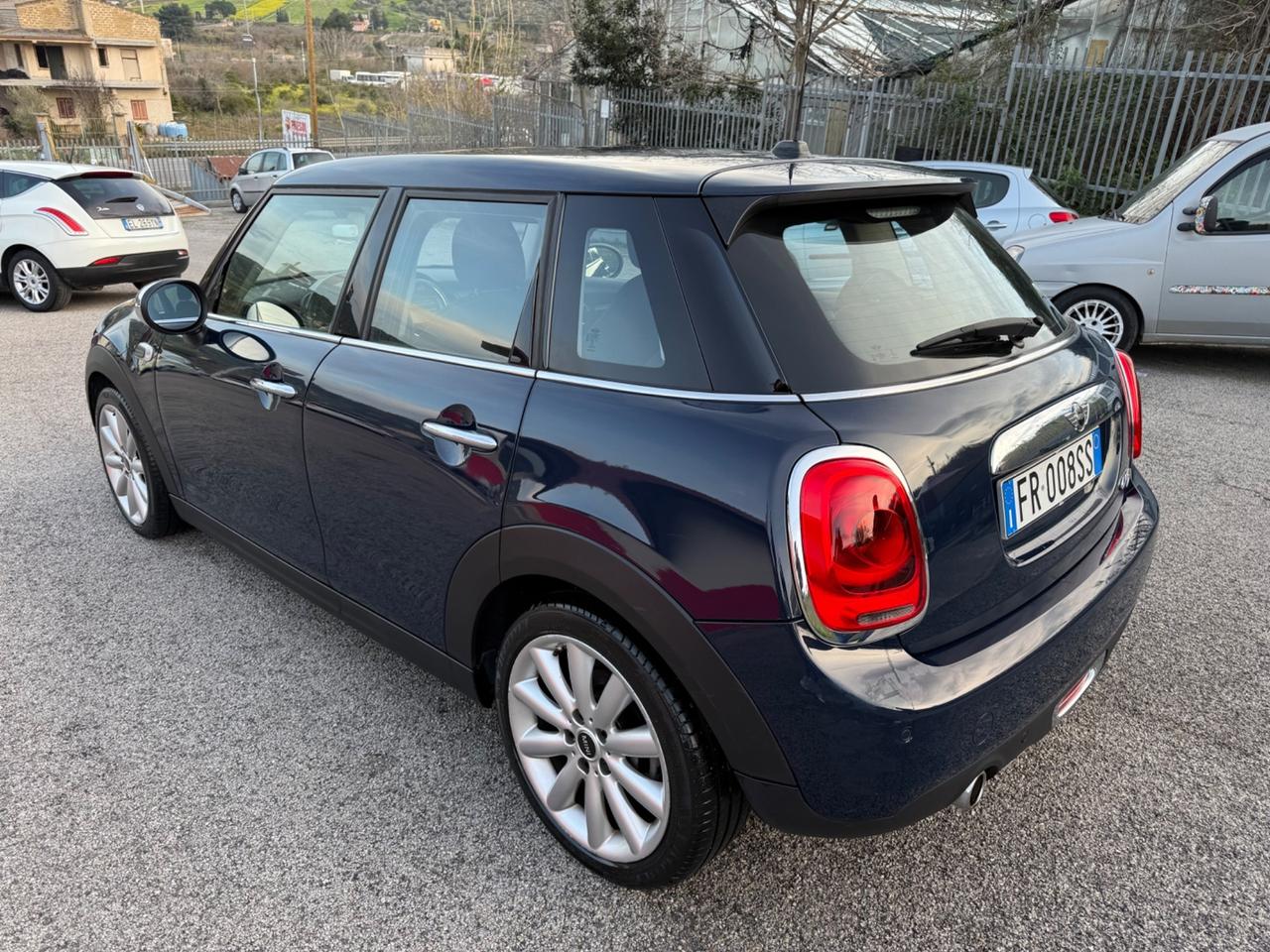 Mini Mini 1.5 Cooper D Business 5 porte