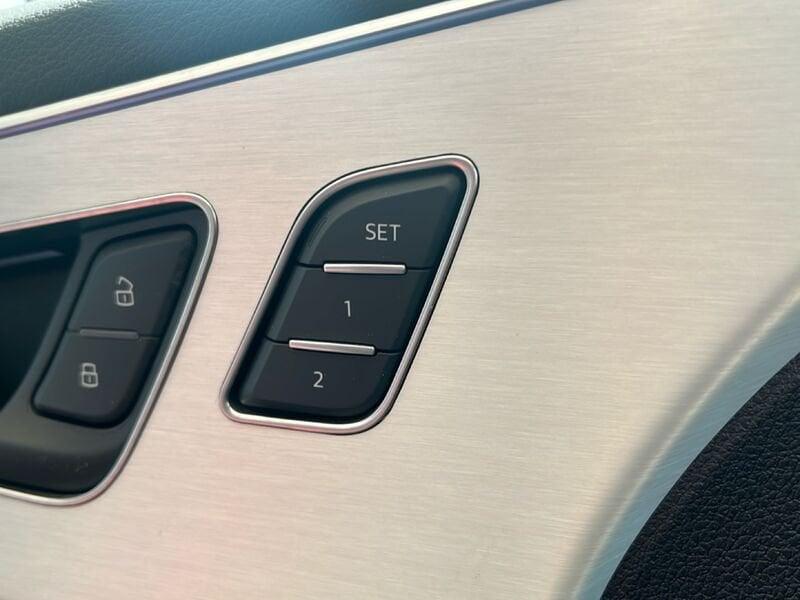 Audi Q8 50 TDI 210kW quattro tip. S Line Edition Black pack