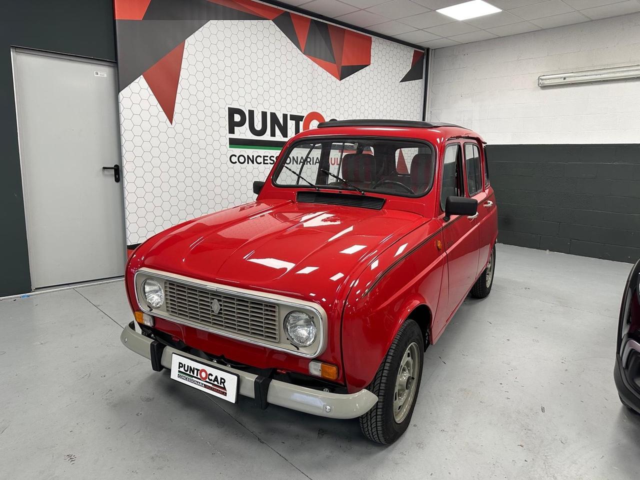 Renault R 4 950 TL SAVANE // RESTAURO COMPLETO //