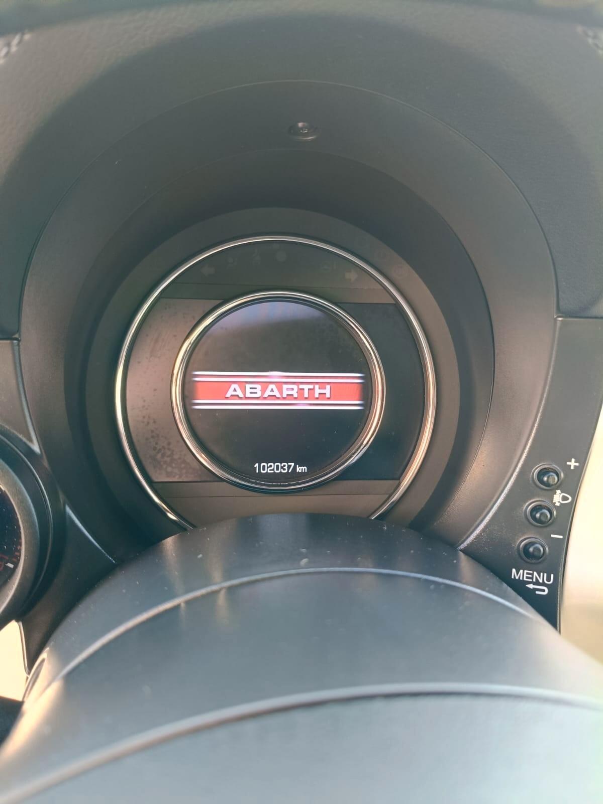 Abarth 595 C 1.4 Turbo T-Jet 140 CV