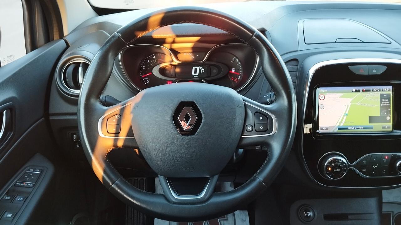 RENAULT CAPTUR 1.5 TDi AUTO-PREZZO PROMO