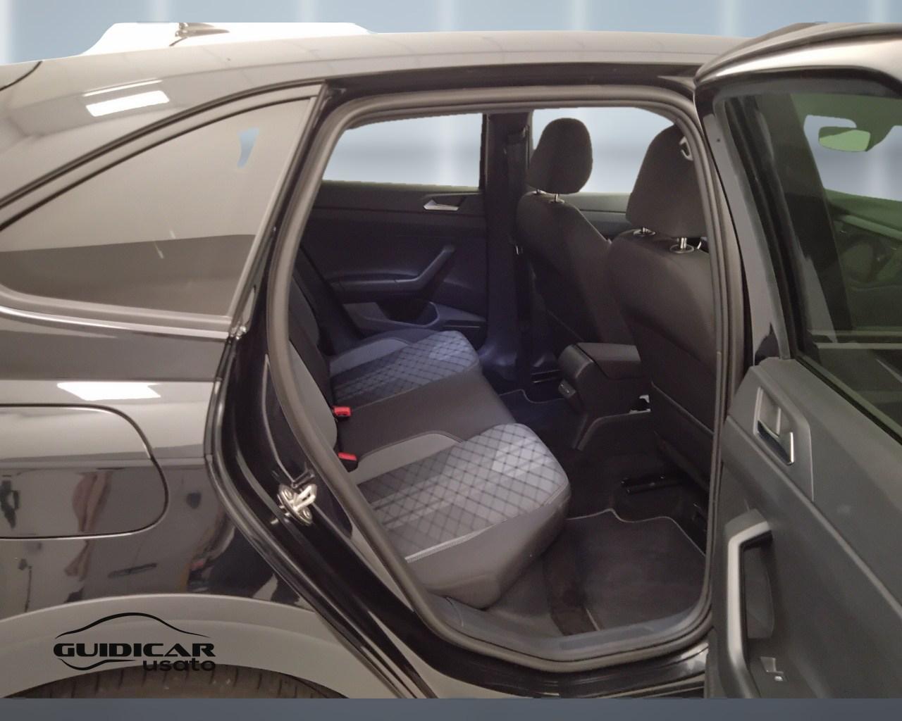 VOLKSWAGEN Taigo - Taigo 1.0 tsi R-Line 115cv dsg