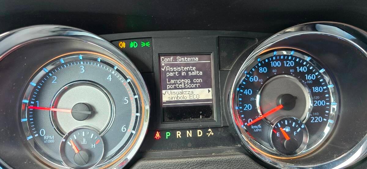 Lancia Voyager 2.8L Platinum 178cv auto *motore nuovo gar full*