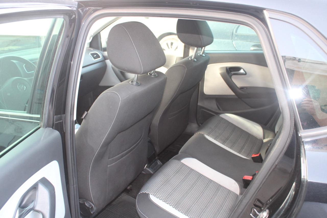 Volkswagen Polo 1.6 TDI 90CV CROSS DPF 5 porte Highline