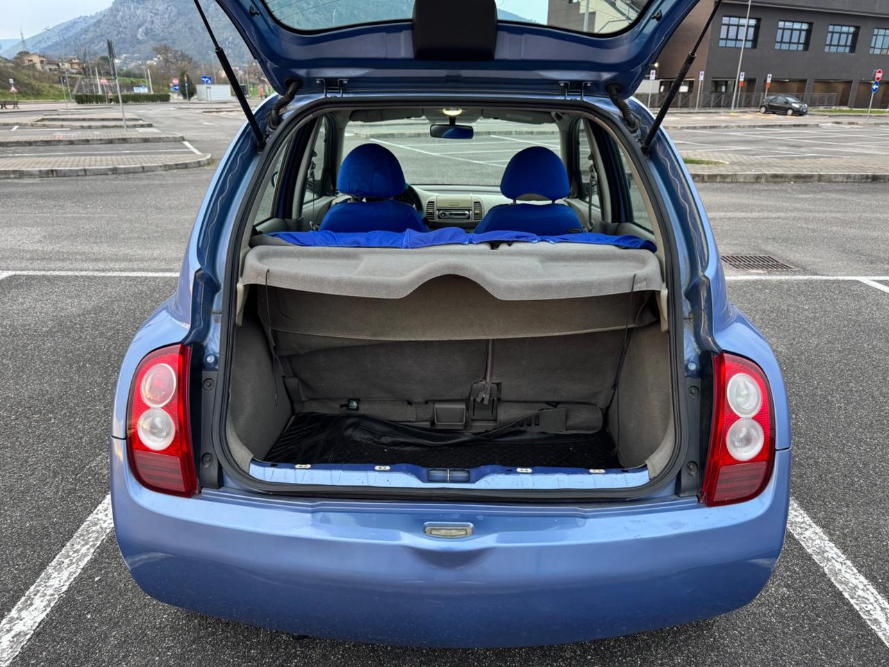 Nissan Micra 1.0 16V 5 porte Visia