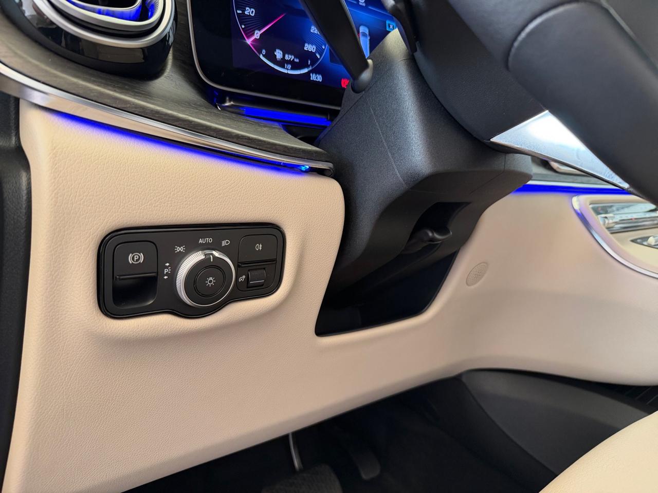 Mercedes V 250 D Avantgarde 9G-Tronic Plus Long "TETTO PANORAMA APRIBILE"