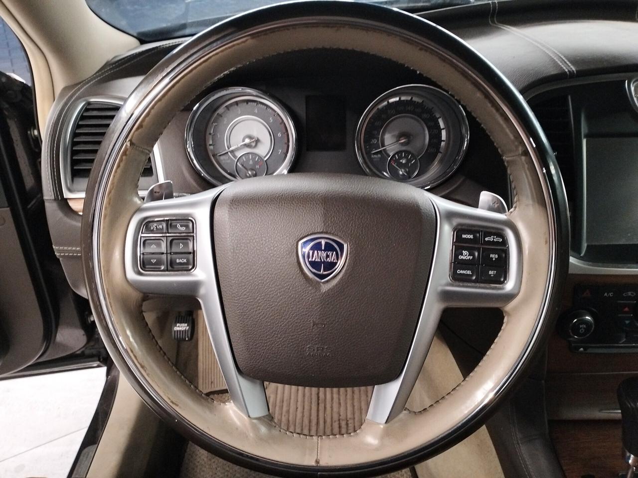 Lancia Thema 3.0 V6 mjt II Executive 239cv auto