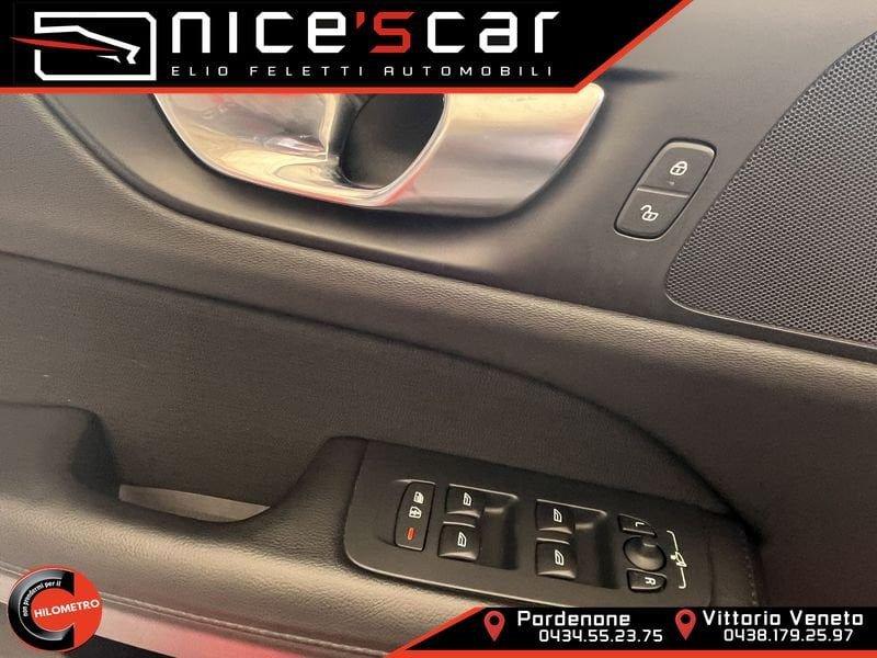 Volvo V60 Cross Country B4 (d) AWD Geartronic