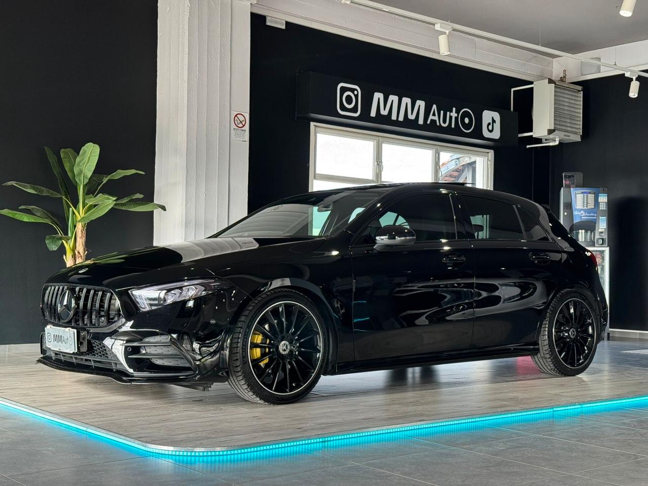 Mercedes-benz A 200d Premium AMG Night Edition