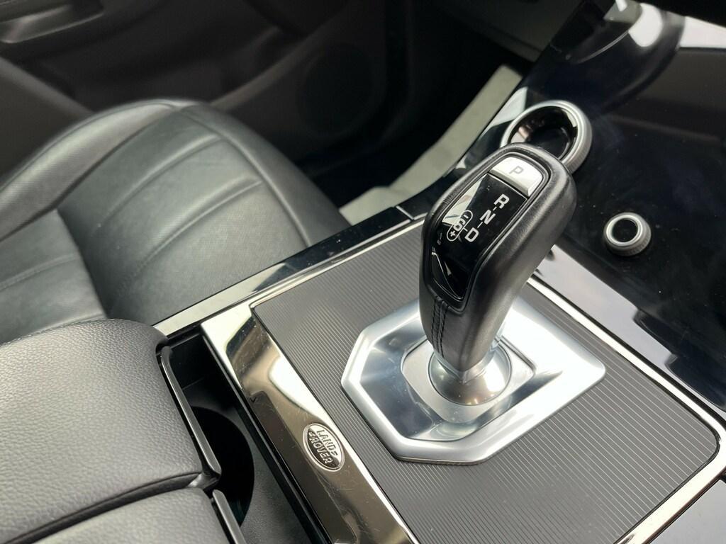 Land Rover Range Rover Evoque 2.0 D I4 MHEV R-Dynamic SE AWD Auto