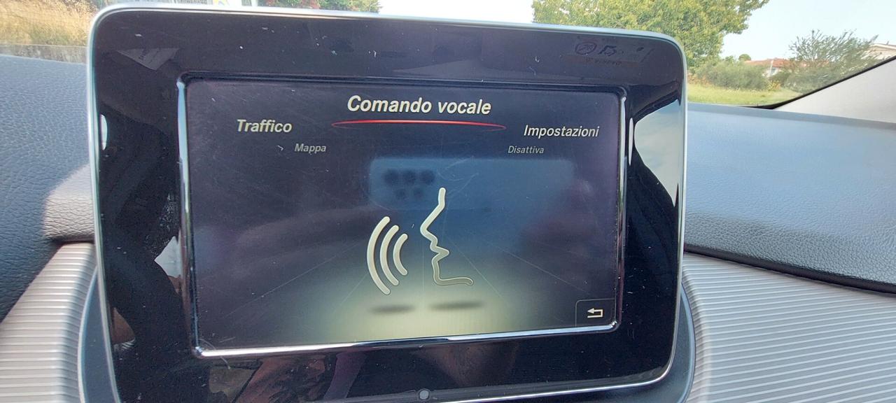 MERCEDES B180 PREMUIM 1,5 DIESEL 110 CV NAVI TELEFONO RETROCAMERA FULL FULL