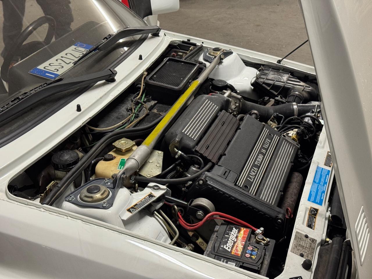Lancia Delta 2.0i.e. turbo 16V HF integrale