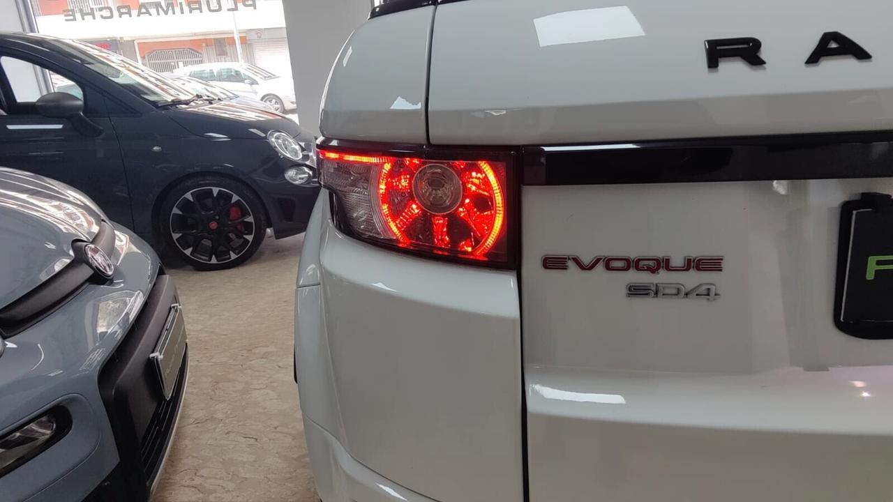 Land Rover Range Rover Evoque 2.2 Sd4 5p.