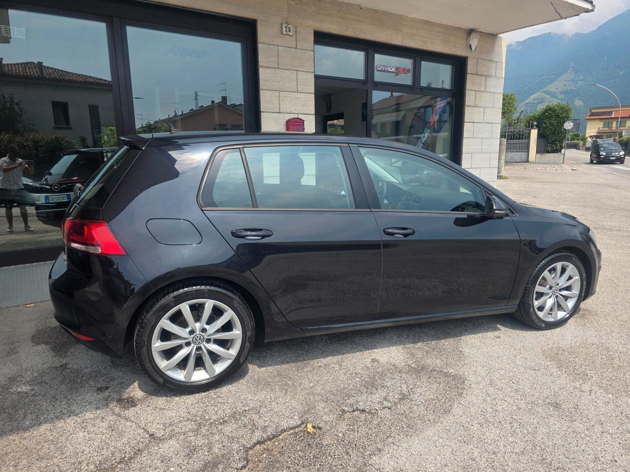 Volkswagen Golf 1.6 TDI 110 CV 5p. Highline BlueMo