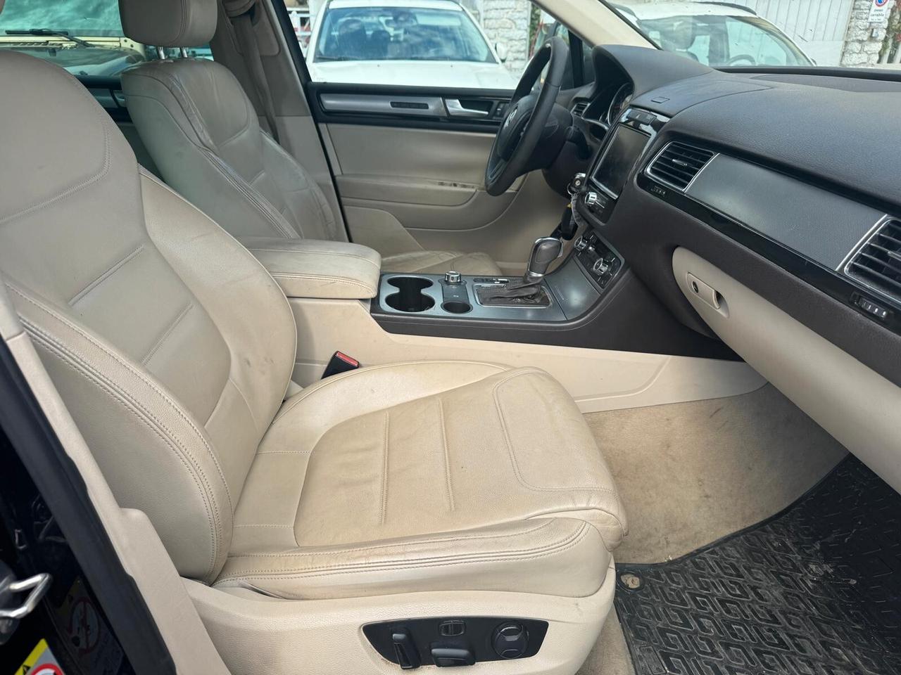 Volkswagen Touareg 3.0 TDI 245 CV tiptronic BlueMotion Techn. Executive
