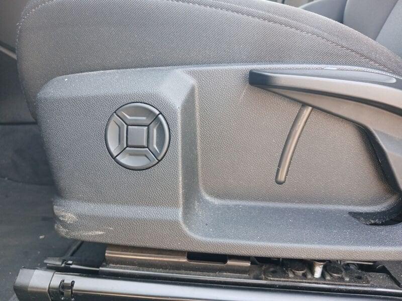 Audi Q3 35 TDI quattro S tronic Business