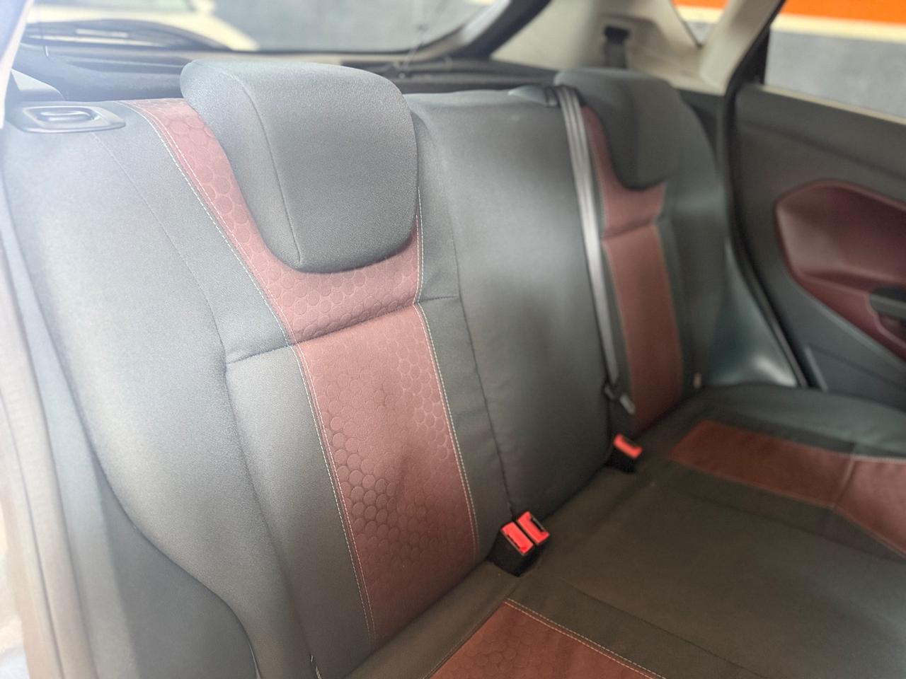 Ford Fiesta 1.2 82 CV 5 porte Titanium NEOPATENTATI