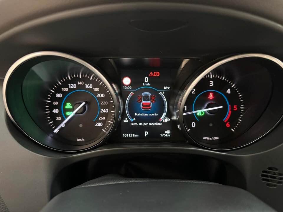 Jaguar F-Pace 2.0 D 180 CV AWD