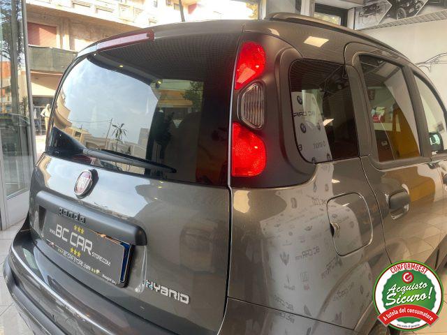 FIAT Panda Cross 1.0 Hybrid *DISPLAY COLORI