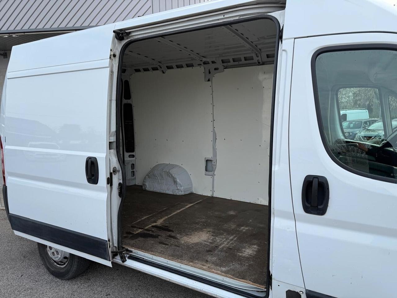Peugeot Boxer 330 2.2 Diesel Furgone 3 posti