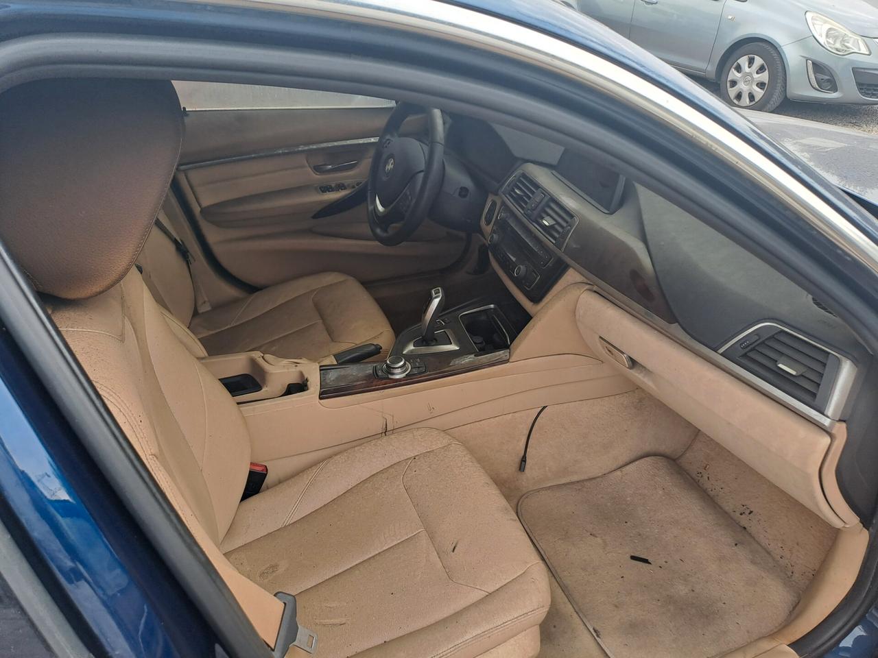 Bmw 318 318i Touring Luxury