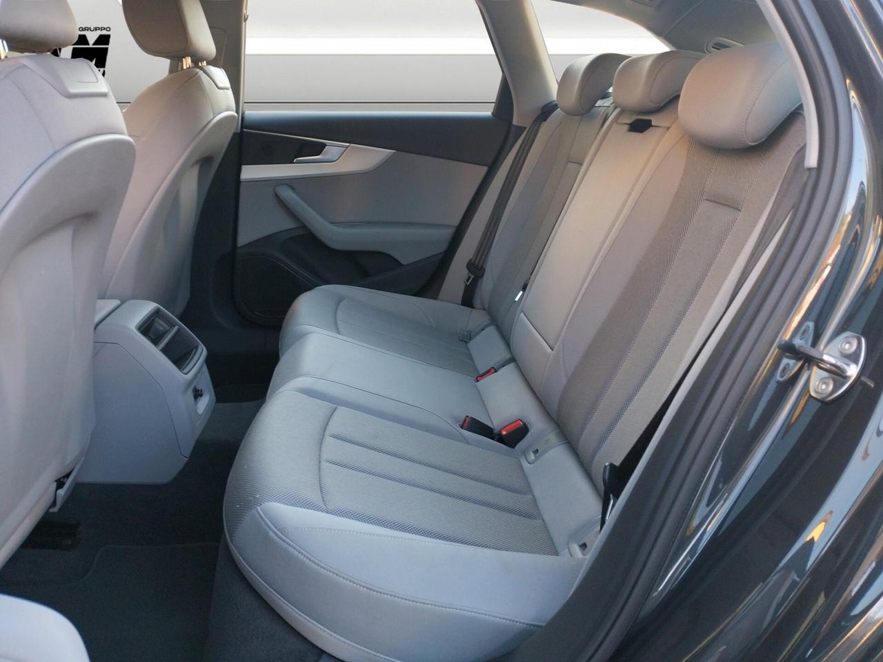 AUDI A4 V 2022 Avant 40 2.0 tfsi mhev 204cv s-tronic IVA ESPOSTA