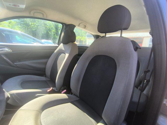 LANCIA Ypsilon 1.2 ADATTA A NEOPATENTATO