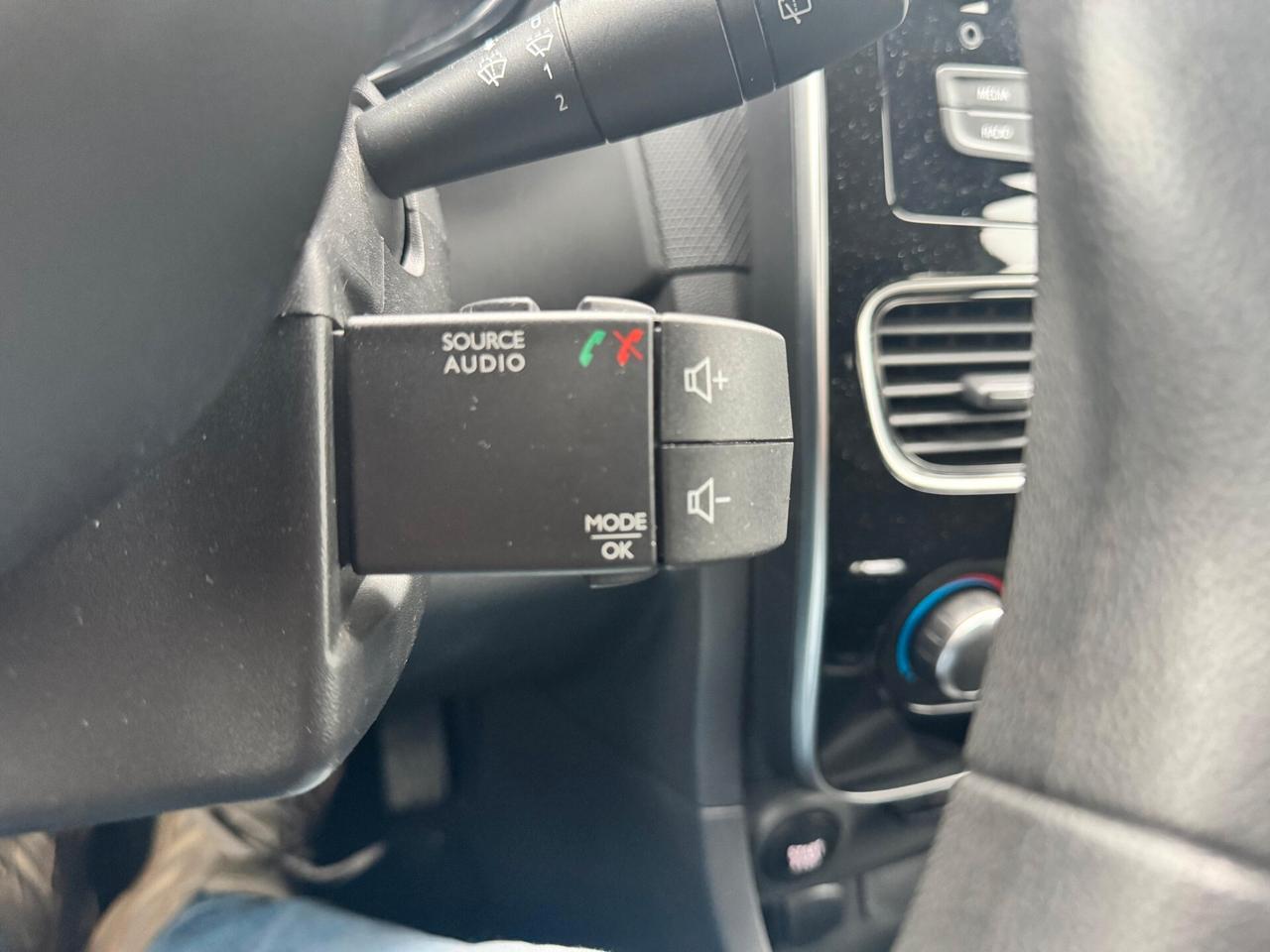 Renault Clio VAN 1.2 16v Business 73cv autocarro N1 2p