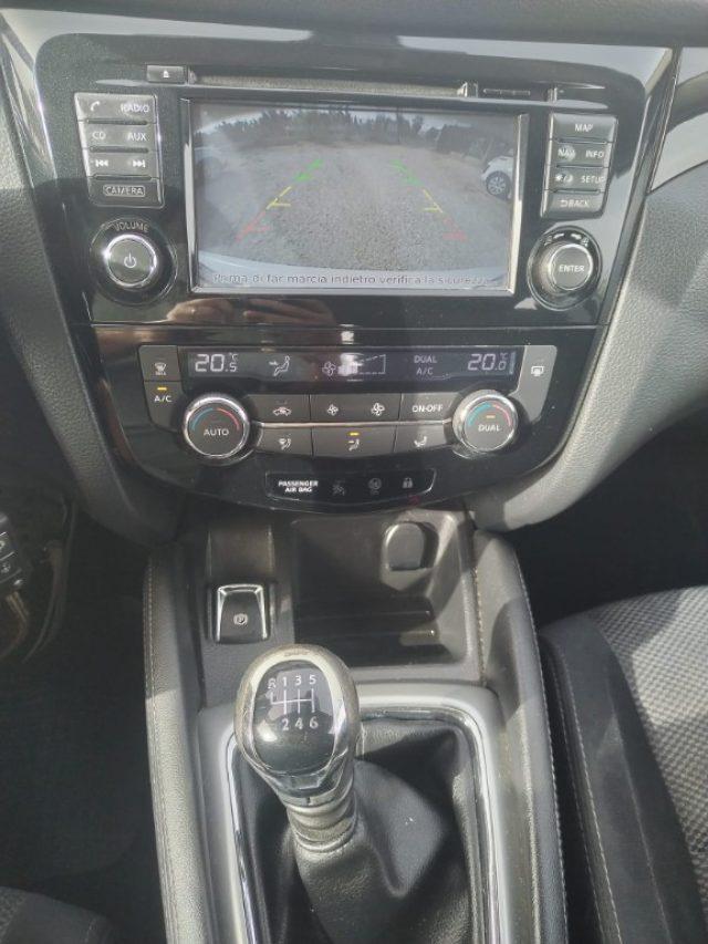 NISSAN Qashqai 1.5 dCi N-Connecta