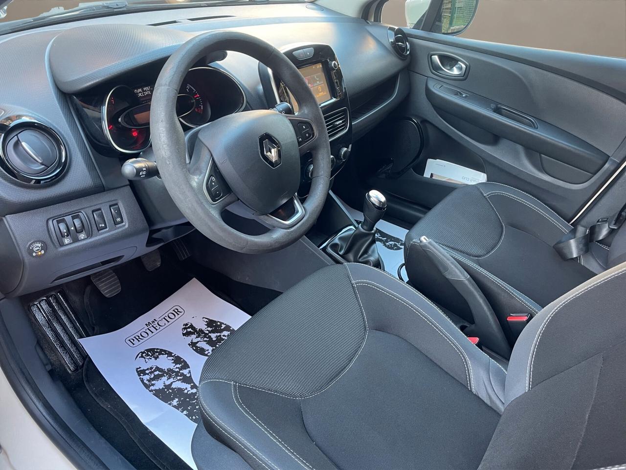 Renault Clio NEOPATENTATI - GPL