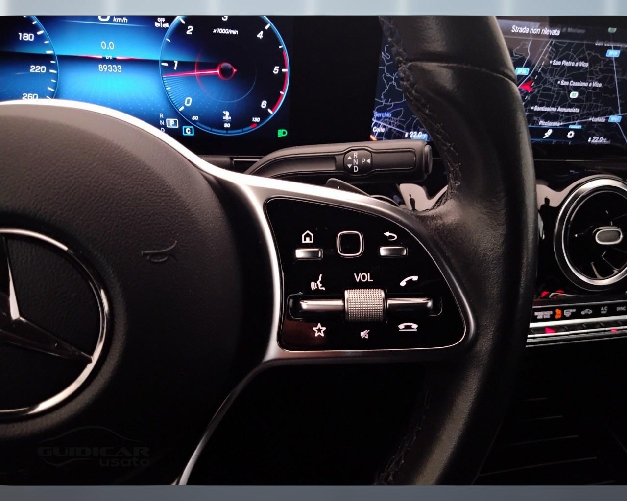 Mercedes-Benz GLA-H247 2020 - GLA 180 d Sport Plus auto