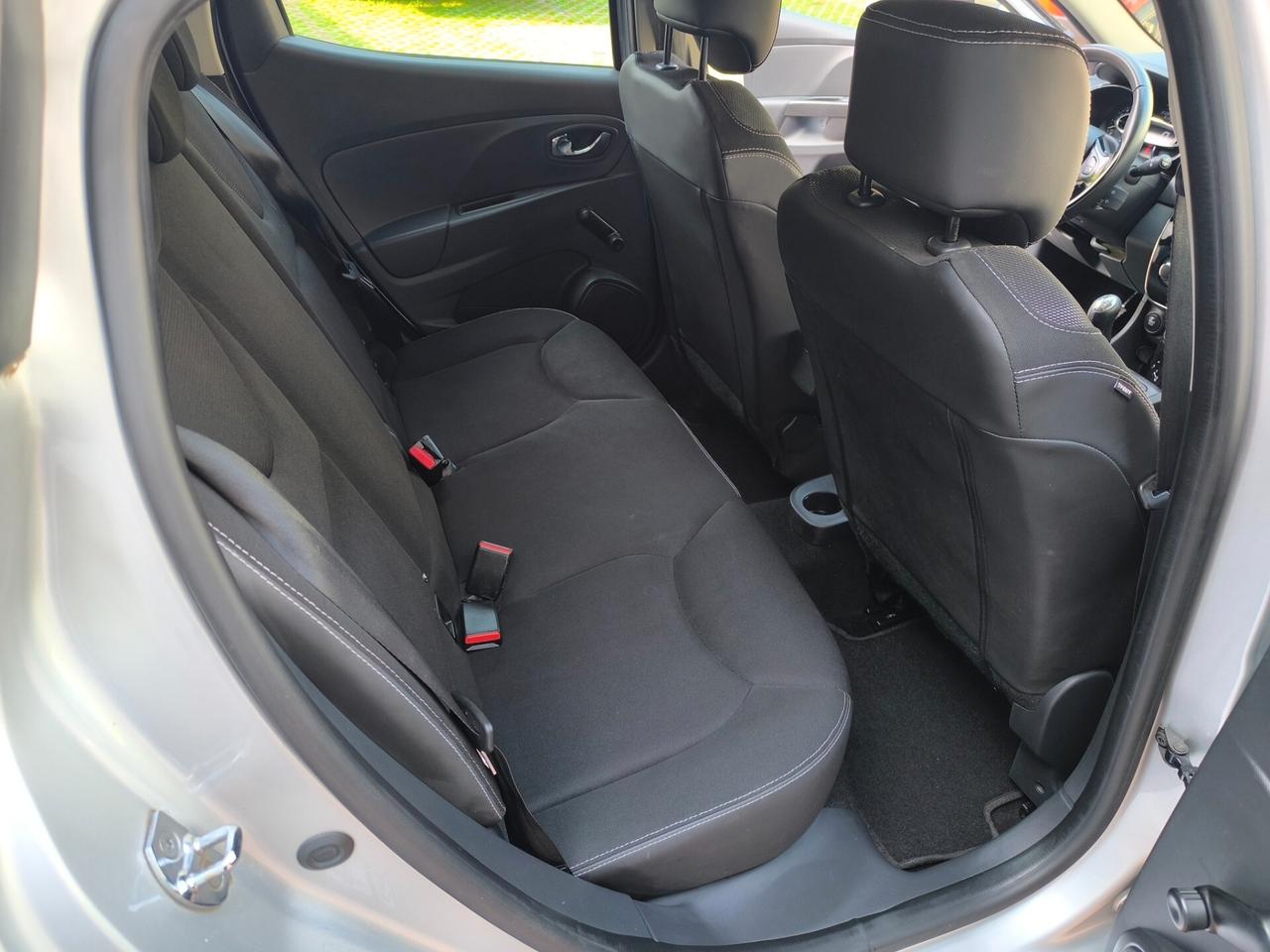 Renault Clio 1.2 75CV 5 porte Costume National