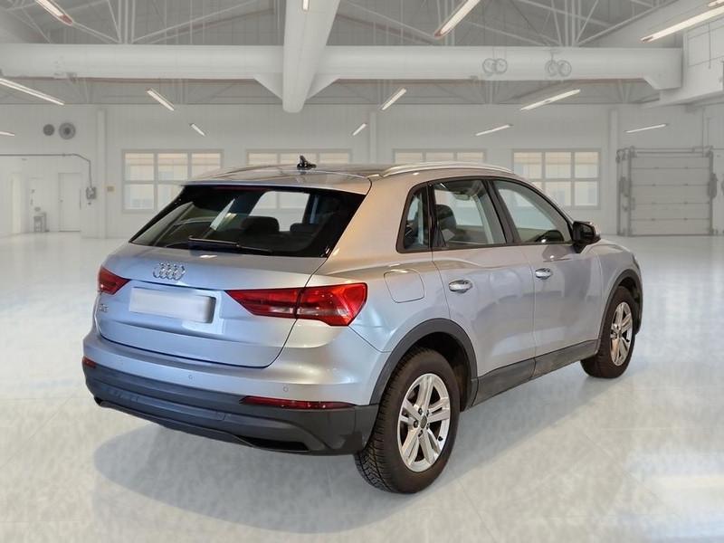 AUDI Q3 35 TFSI S tronic Business