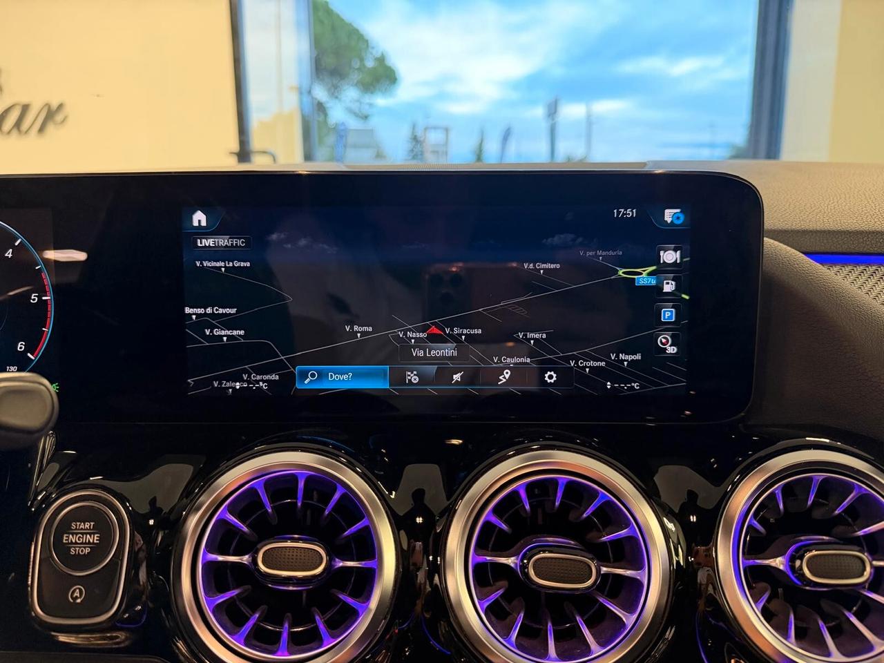 MERCEDES-BENZ GLA 200D PREMIUM 2.0 150CV PELLE NAVI CAM ANNO 2023