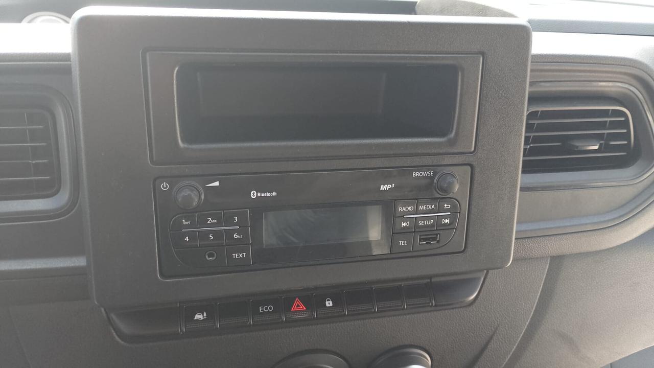 RENAULT MASTER FG TA L1 H2 T33 dCi 135 ICE 3 Posti