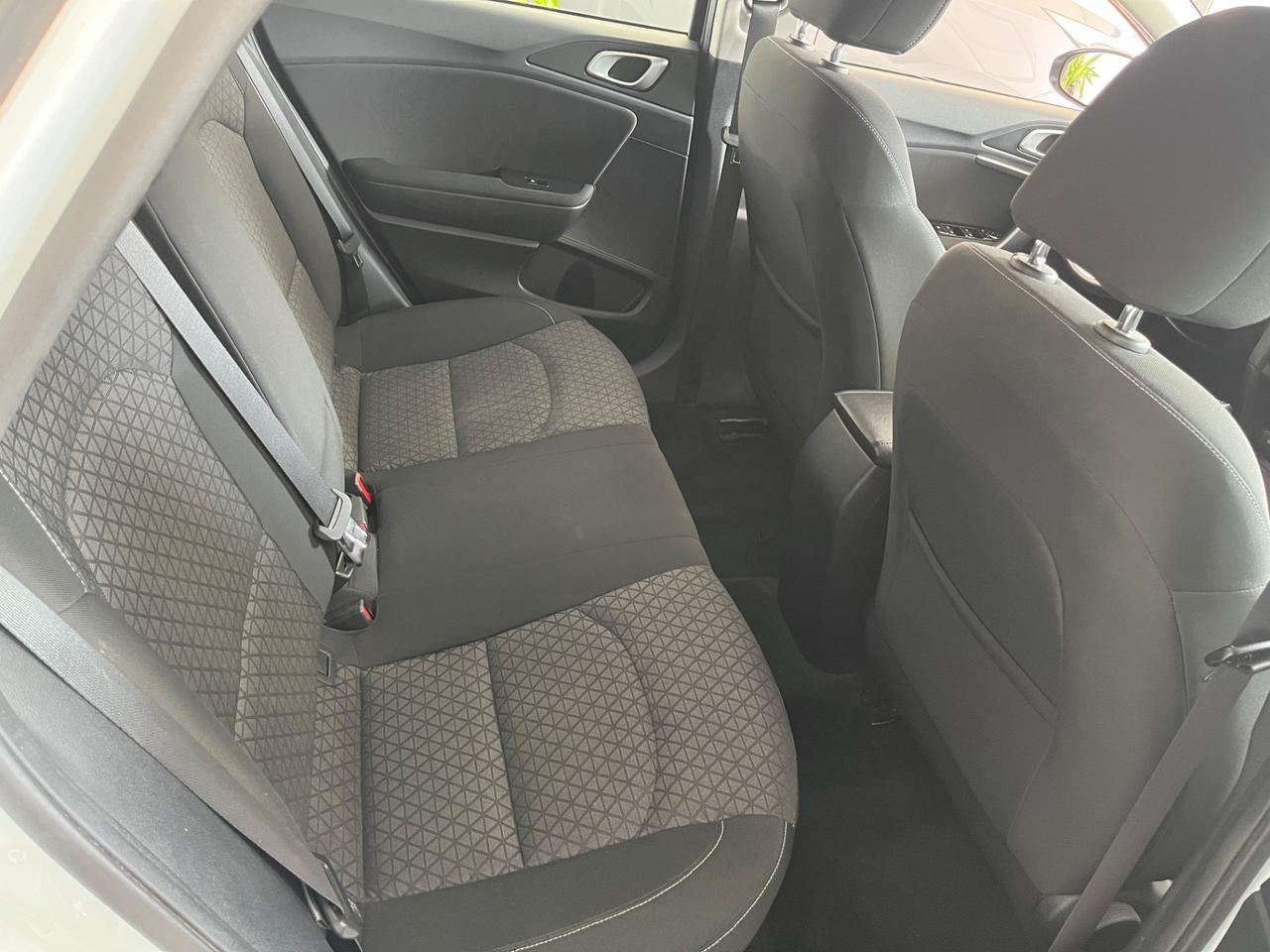 Kia Ceed Sportswagon 1.4 MPi GPL SW Business Class