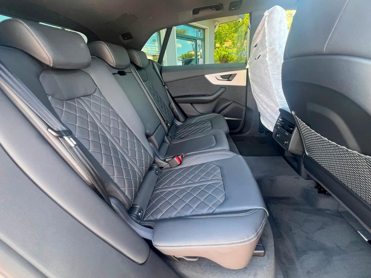AUDI Q8 ACCONTO €37.450 NOLEGGIO RISCATTO NOSCORING