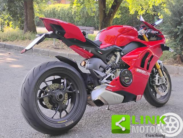 DUCATI Panigale V4 S