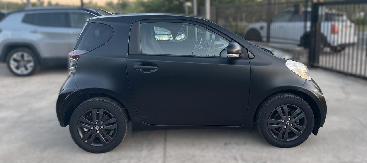Toyota iQ 1.4 DIESEL