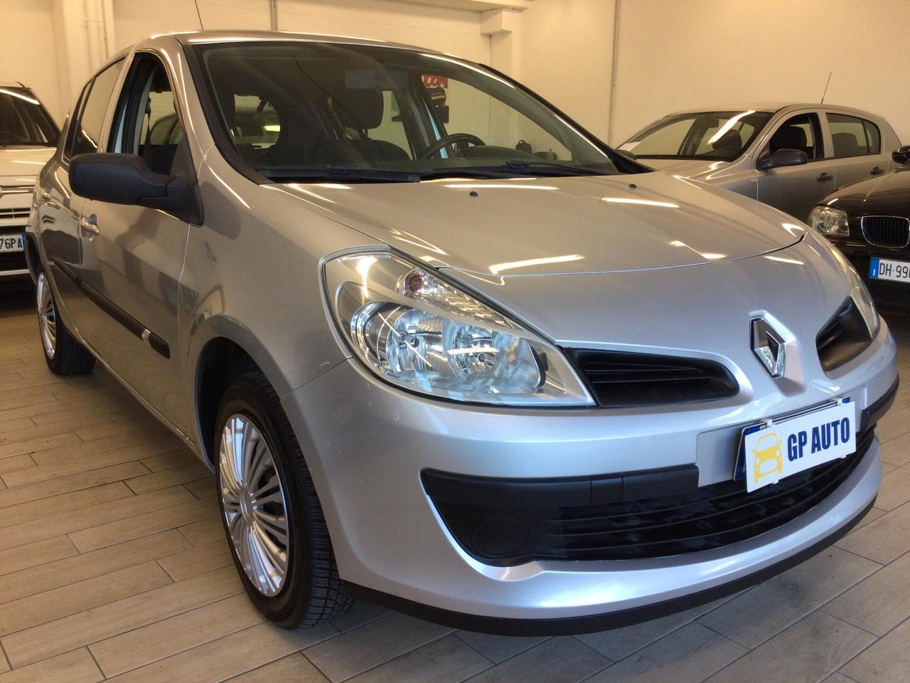 Renault Clio 1.2 16V 5 porte
